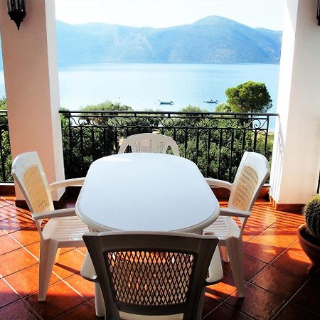 Waterfront Mediterranean Villa Skroponeria Ngoại thất bức ảnh
