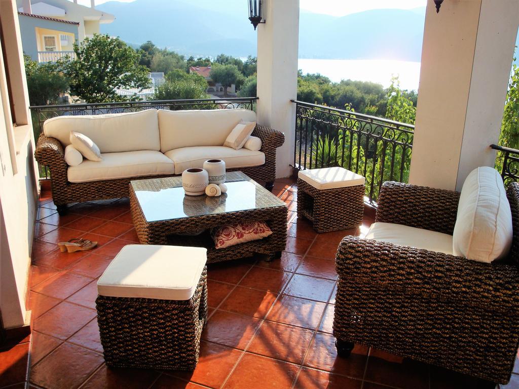 Waterfront Mediterranean Villa Skroponeria Ngoại thất bức ảnh