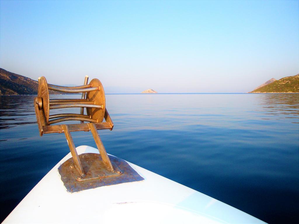 Waterfront Mediterranean Villa Skroponeria Ngoại thất bức ảnh
