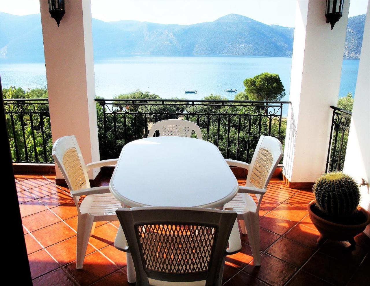 Waterfront Mediterranean Villa Skroponeria Ngoại thất bức ảnh